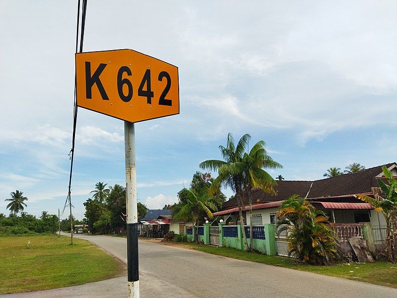 File:K642 Road 1.jpg