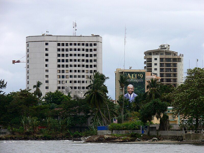 File:Libreville beachfront 3.JPG