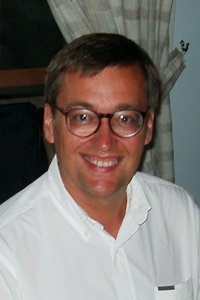 File:M. Dewatripont 2003.JPG