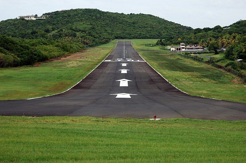 File:Mustique Airport.jpg