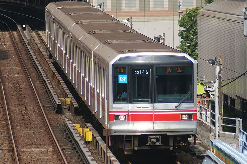 File:Tokyometro 02 Marunouchi-line.jpg