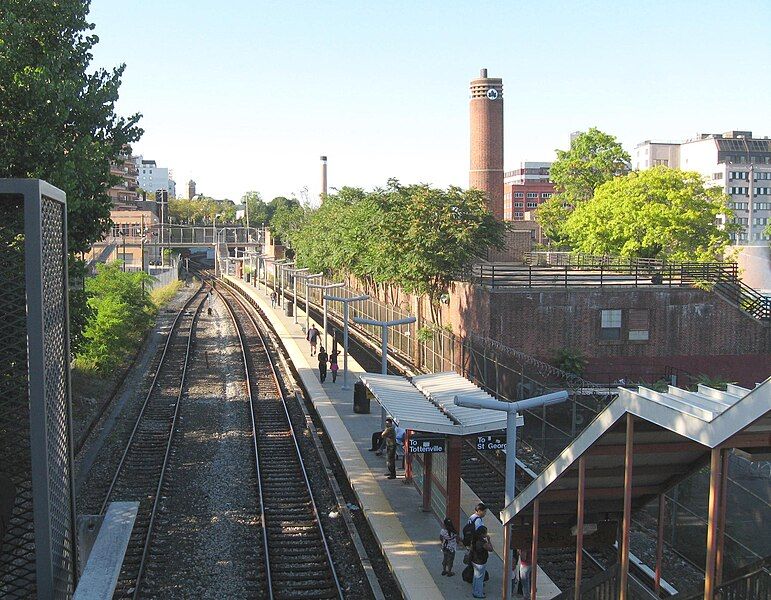 File:Tompkinsville Sta jeh.jpg