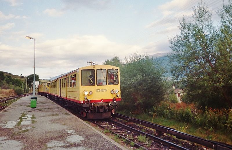 File:Train à Font-Romeu.jpg