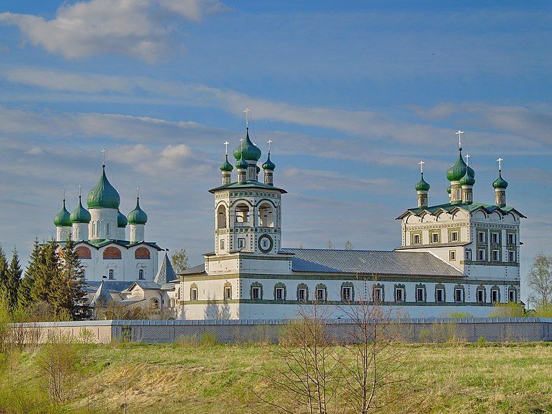 File:Vyazhishchi Monastery.jpg