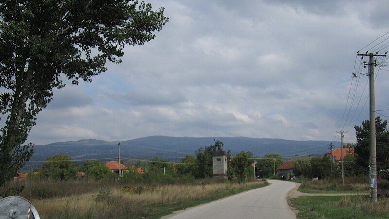 File:Brejanovce, Leskovac 02.JPG