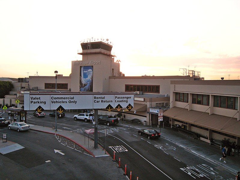 File:BurbankAirportTerminal.jpg