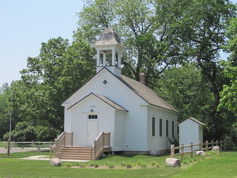 File:ChurchvilleSchool.JPG