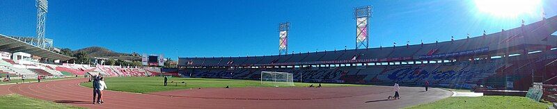 File:EstadioCarlosVillalbaZacatecas.jpg