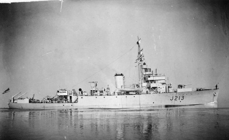 Matty.007 brought an article on the World War II British minesweeper, HMS Algerine (J213), to good article status.