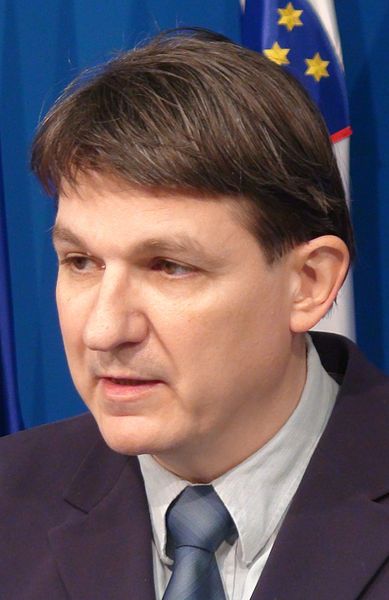 File:Janez Šušteršič 2012cropped.jpg