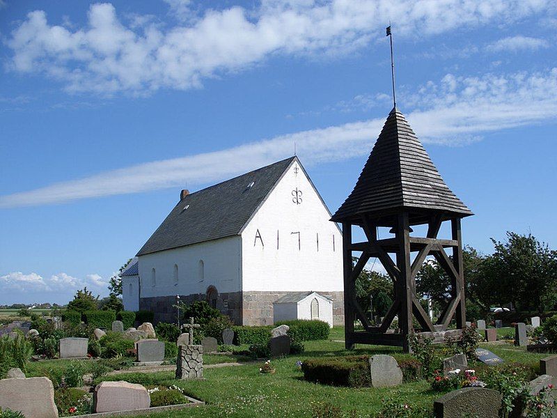 File:Martinskirche Morsum.jpg