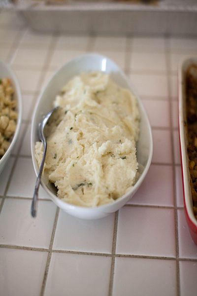 File:Mashed Potatoes (8211829871).jpg