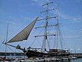 The ship docked at Cetraro.