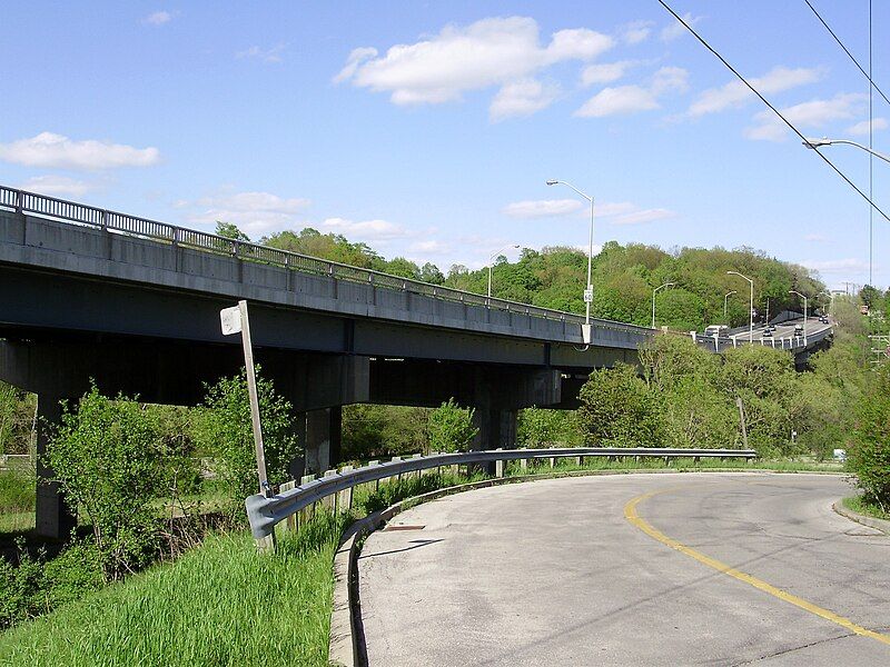 File:Sheppard Avenue Bridge.jpg