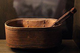 Tumnaq, a wooden bowl used to make akutaq