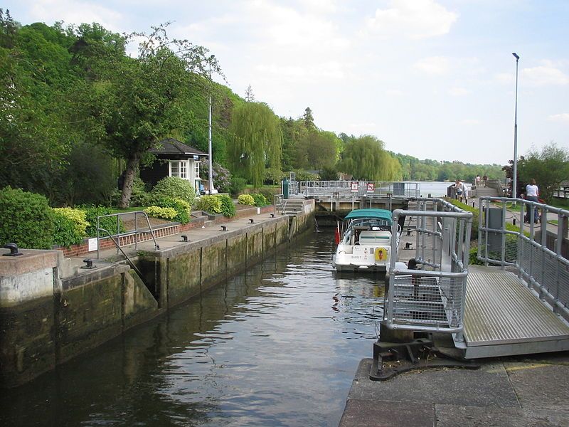 File:2008-05 Marsh Lock.JPG