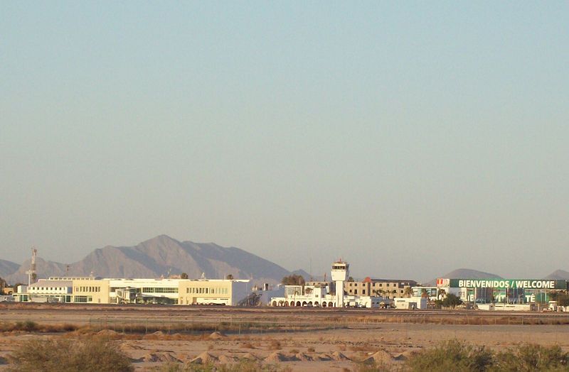 File:Aeropuerto-torreon-terminal.jpg