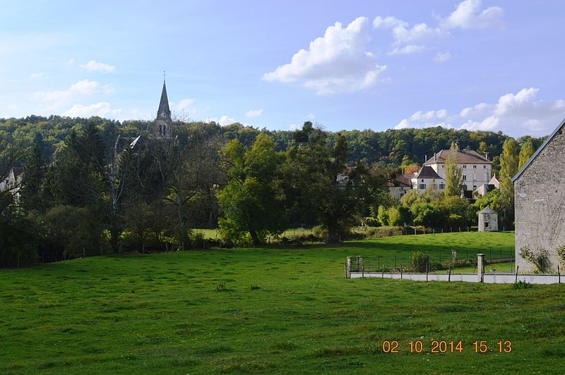 File:Aisey-sur-Seine Landscape.JPG