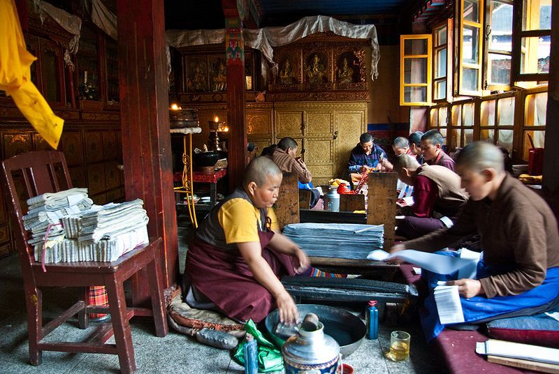 File:Ani Tsankhung Nunnery3.jpg