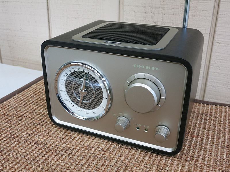 File:Crosley CR3003A-BK (24022280346).jpg