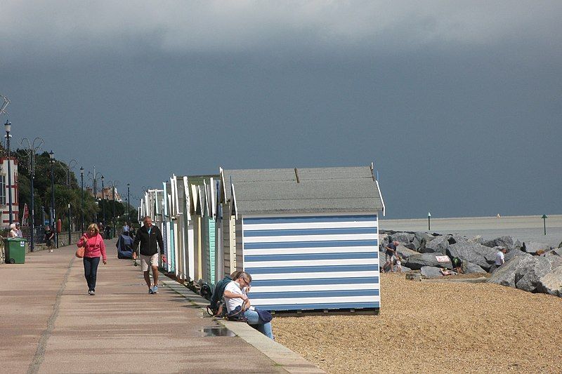 File:Felixstowe beach huts.JPG