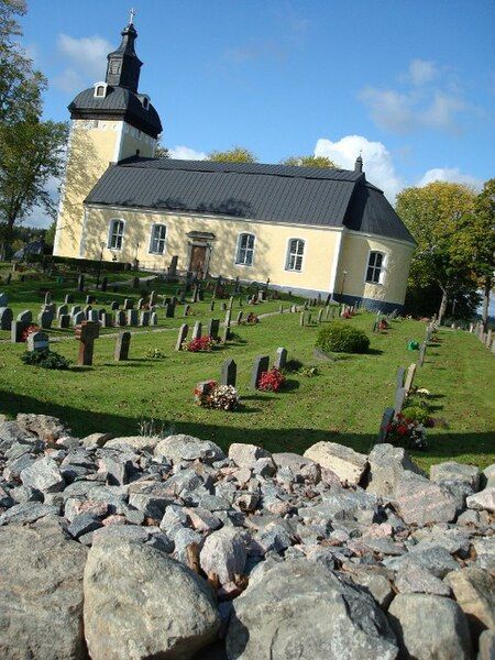 File:Holo Church.jpg