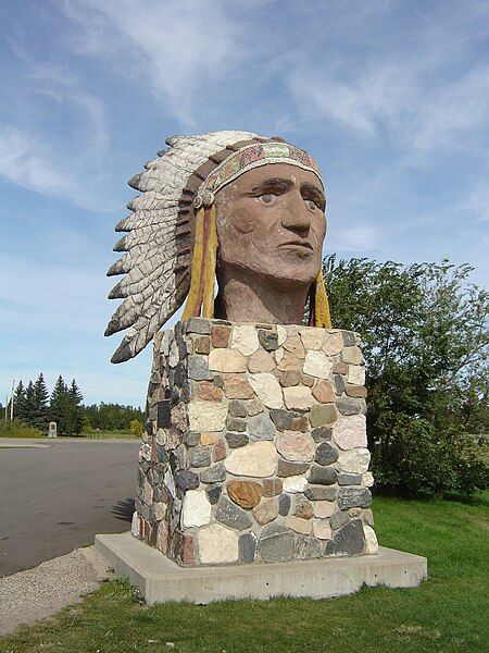 File:IndianHeadStatue.JPG