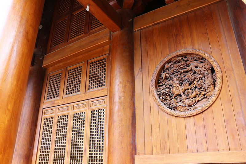 File:Jing'an Temple window.jpg