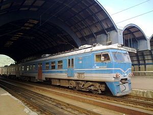 EMU MŽ 412 at Skopje train station