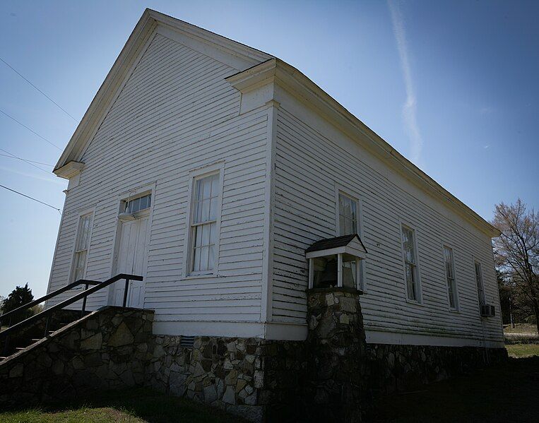 File:Powhatan Methodist Church.jpg