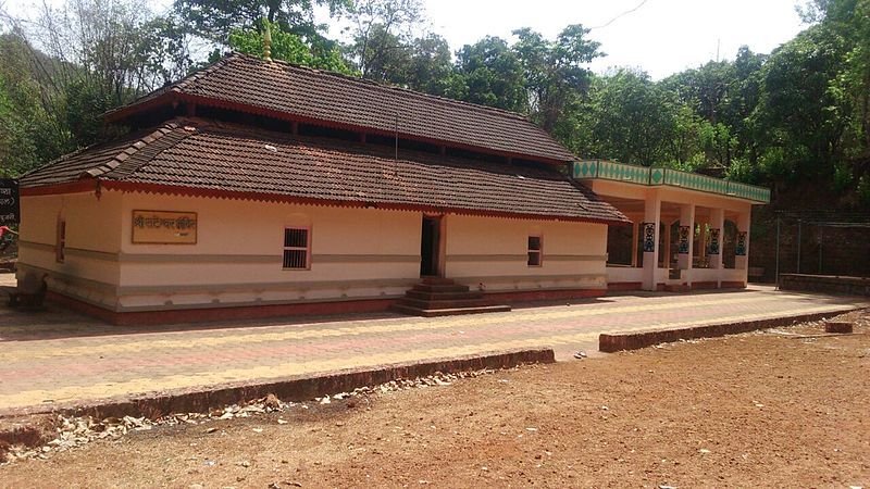 File:Rahateshwar Mandir, Rahateshwar.jpg