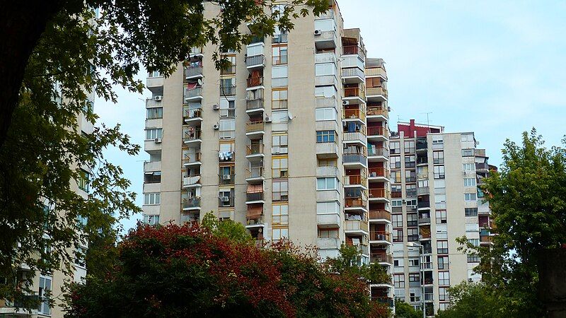 File:Travno skyscrapers.jpg