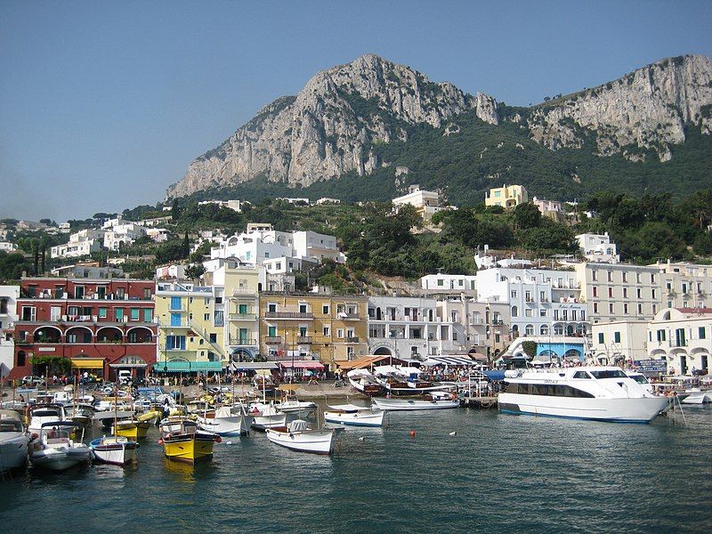 File:Capri coastline.jpg