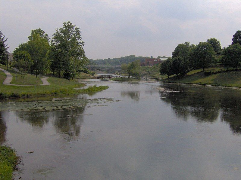 File:Greenbelt-park-maryville-tennessee.jpg