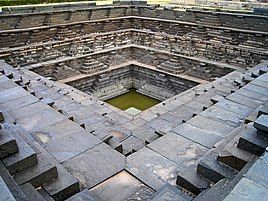 Stepped well, Hampi