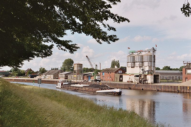 File:Meppen alter Hafen.jpg