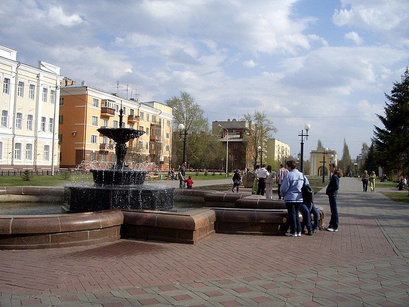 File:Omsk Tarskaya street.jpg