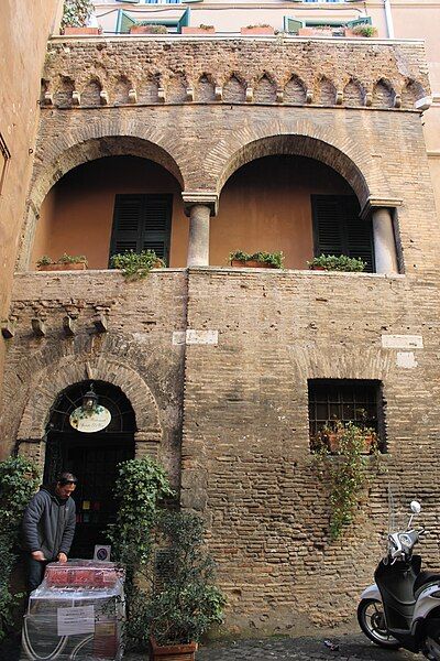 File:Rome's First Synagogue.jpg