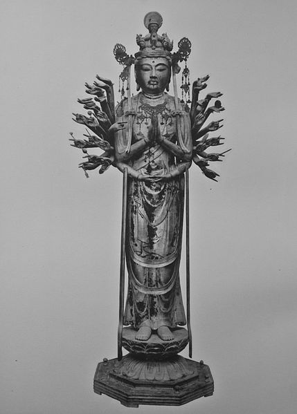 File:Senju Kannon Sanjusangendo.jpg