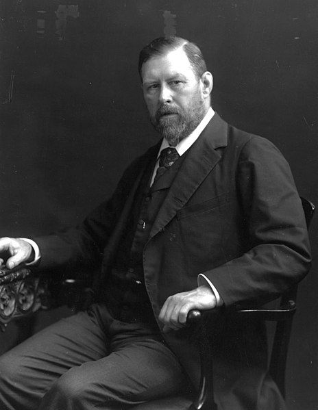 File:Bram Stoker 1906.jpg