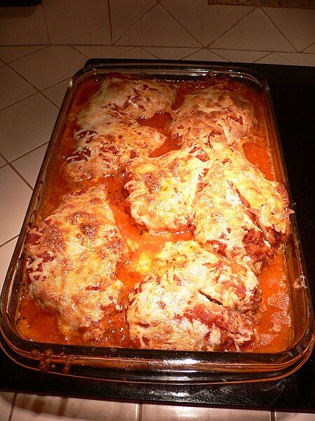 File:Chicken parmesan.jpg