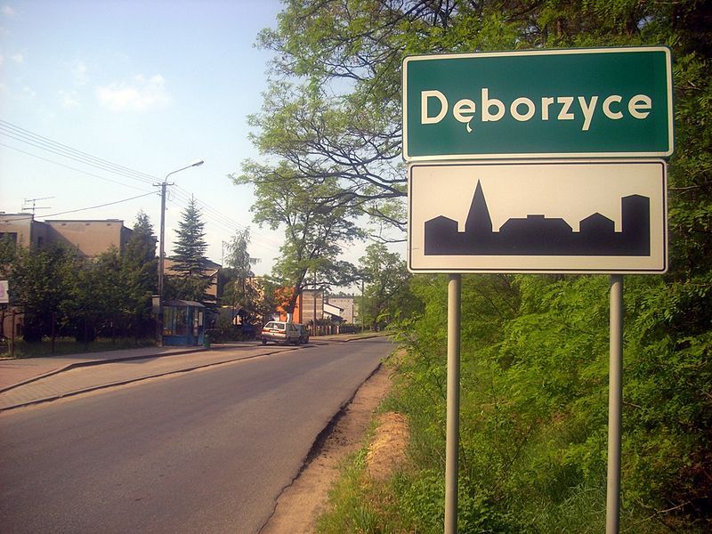 File:Dęborzyce2.jpg