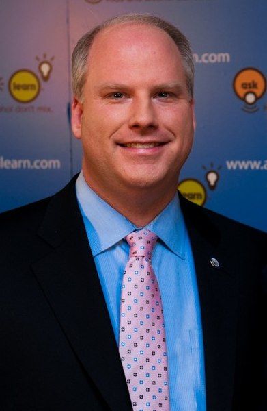 File:Dustin McDaniel 2010.jpg