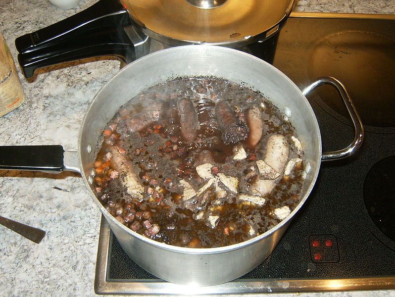 File:Feijoada.JPG