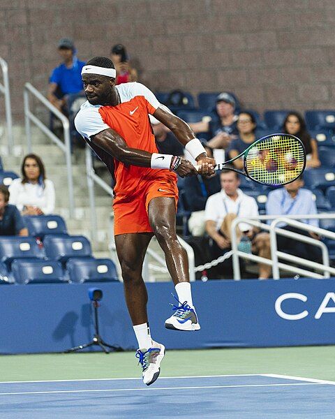 File:Frances Tiafoe Backhand.jpg