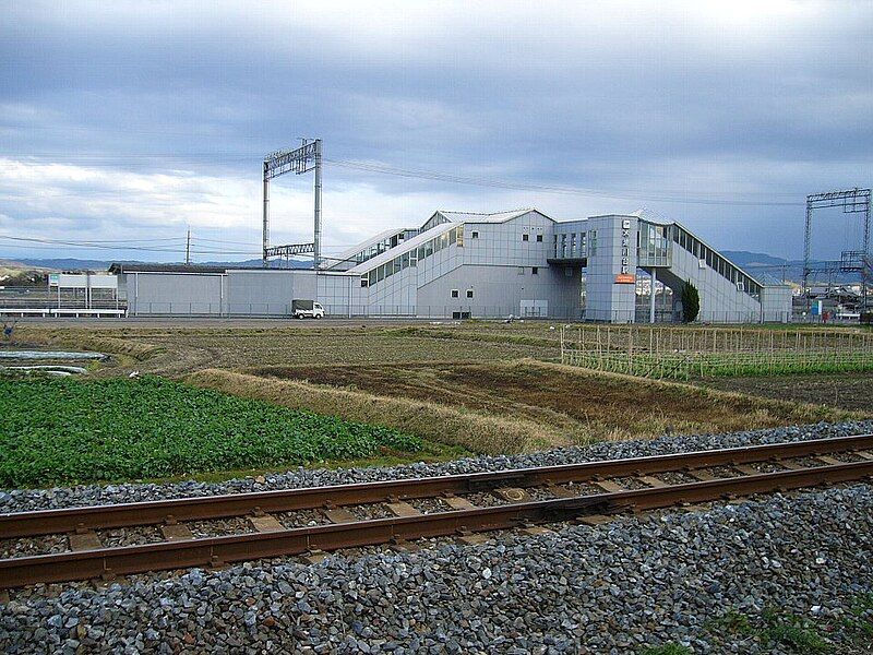 File:Kizugawadai Station 2007-03-06.jpg