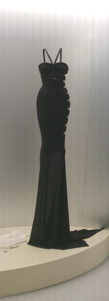 File:Robe Azzedine Alaia.png