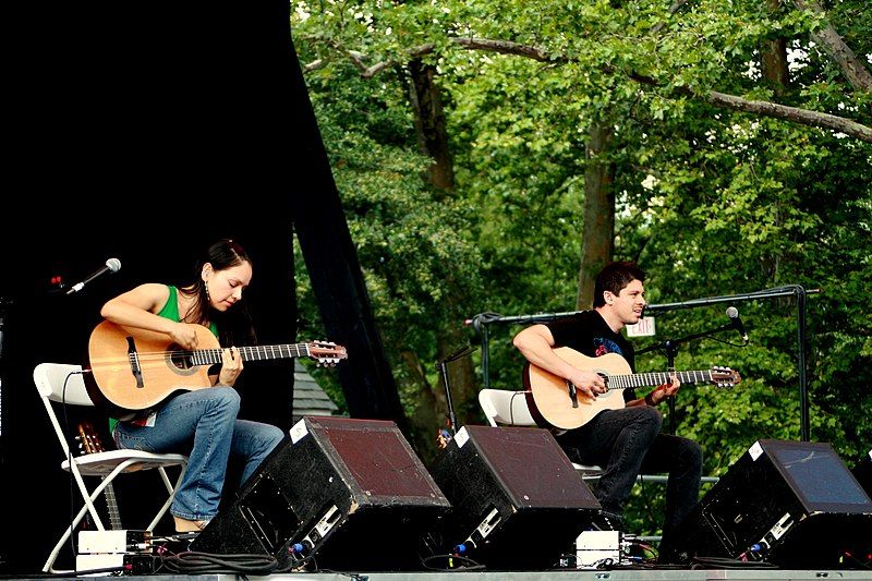 File:Rodrigo y Gabriela.jpg