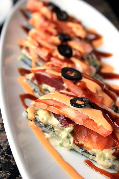 File:Sushi pizza.jpg