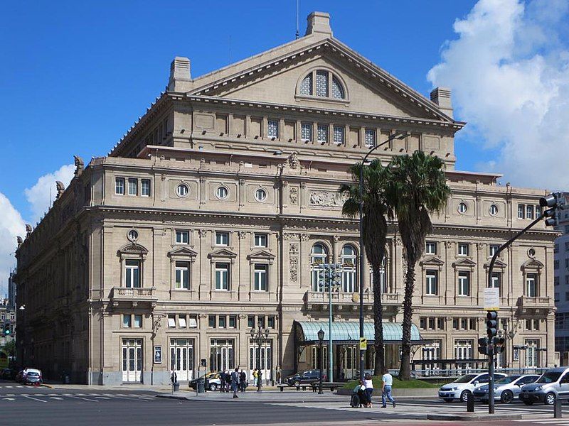 File:Teatro Colon (16149335130).jpg